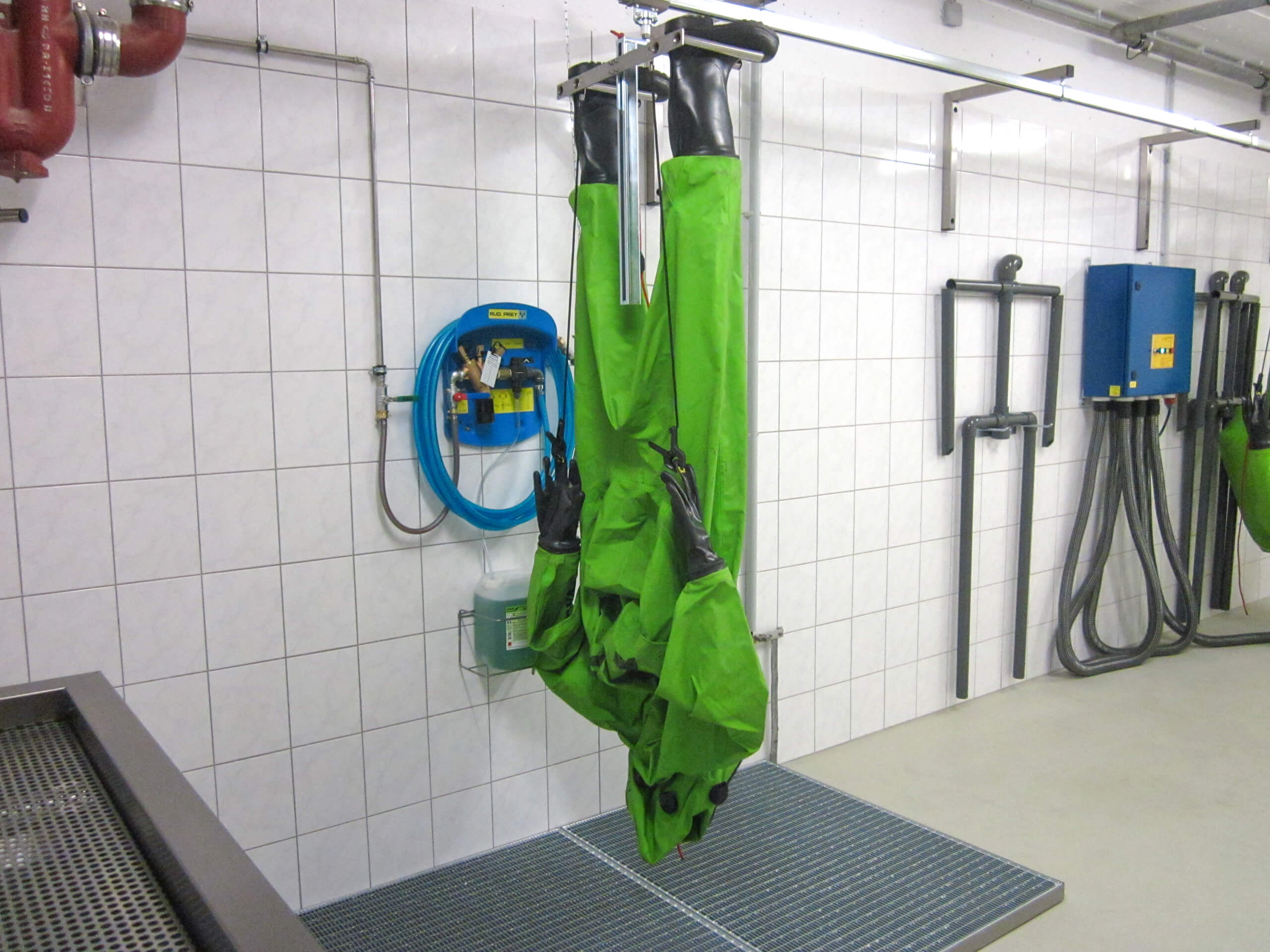 SPE Schutzzeug-Pflege-Einrichtung