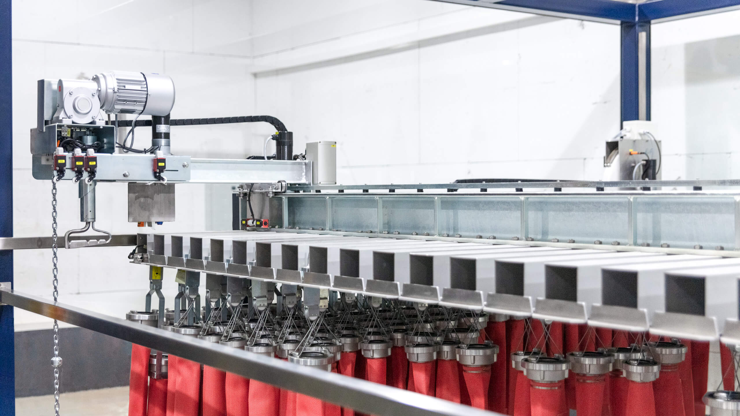 ASA-B Automatische-Schlauch-Aufhängebühnenanlage