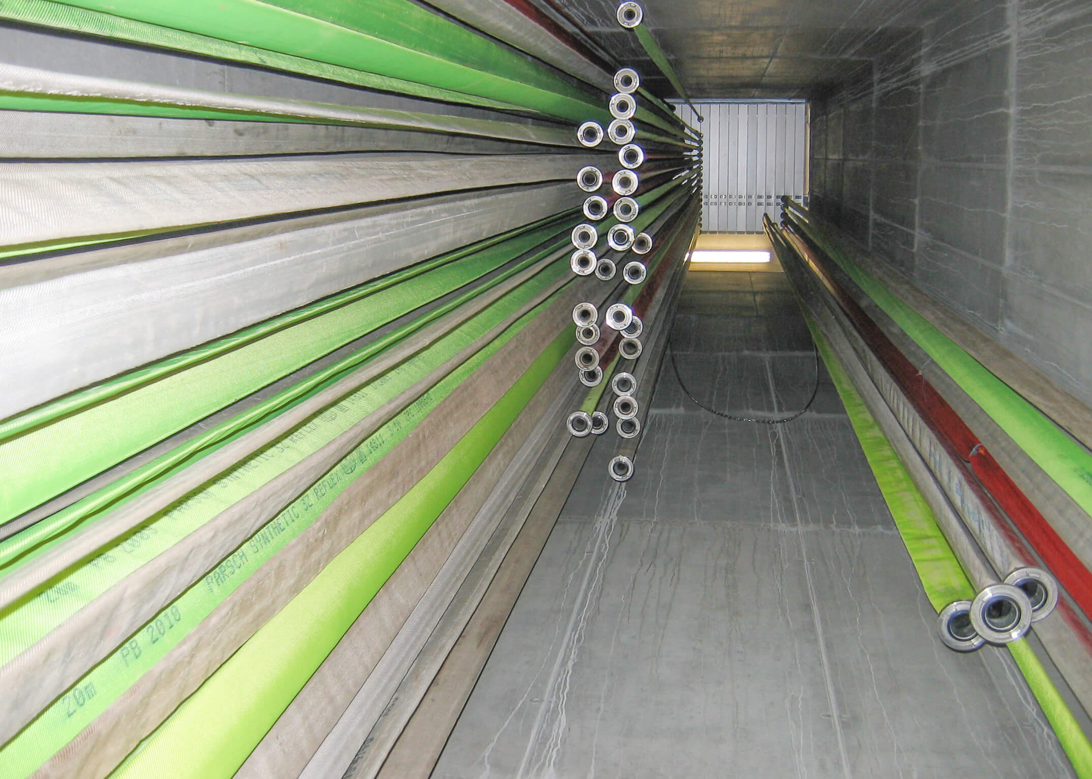 ASA-B Automatische-Schlauch-Aufhängebühnenanlage